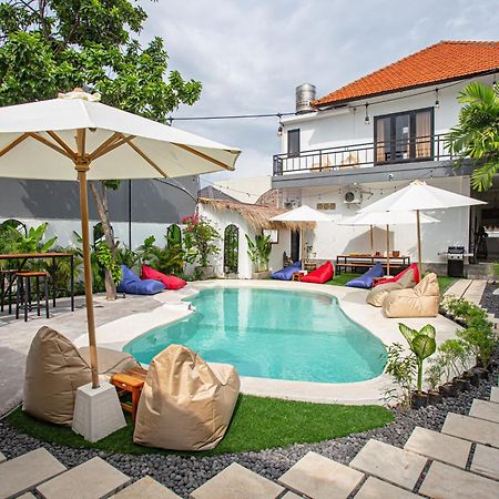 What The Duck Backpackers Canggu Zewnętrze zdjęcie