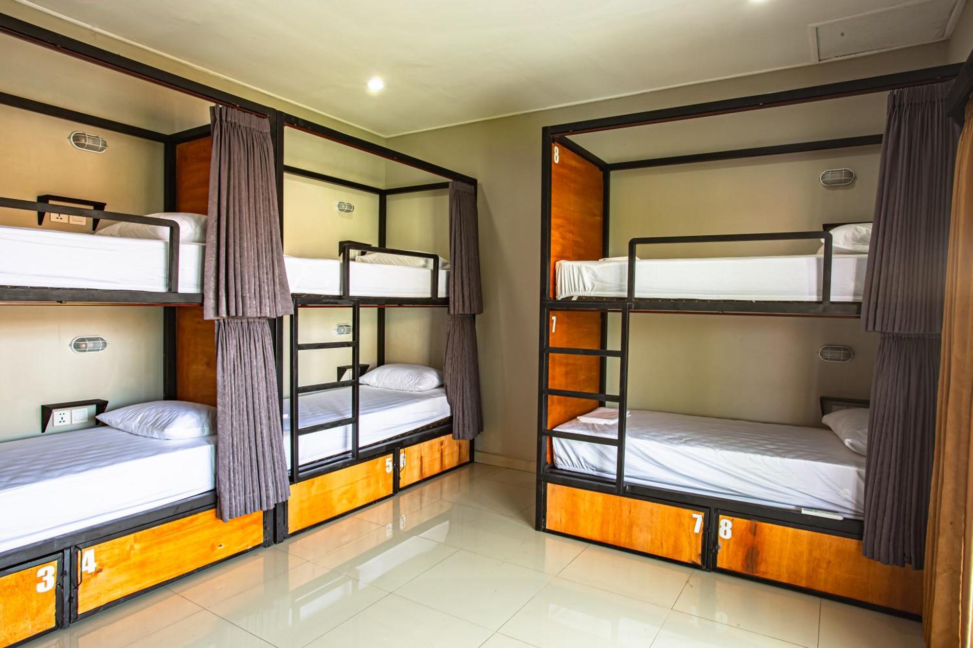 What The Duck Backpackers Canggu Zewnętrze zdjęcie
