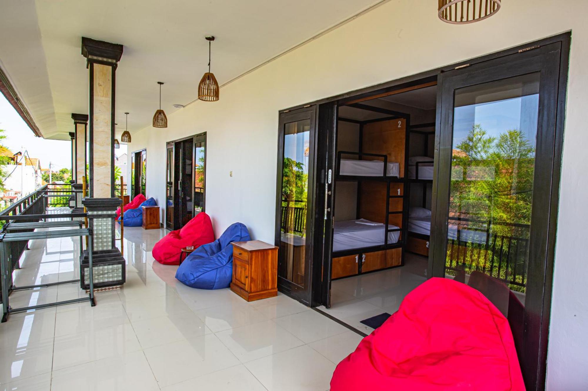 What The Duck Backpackers Canggu Zewnętrze zdjęcie