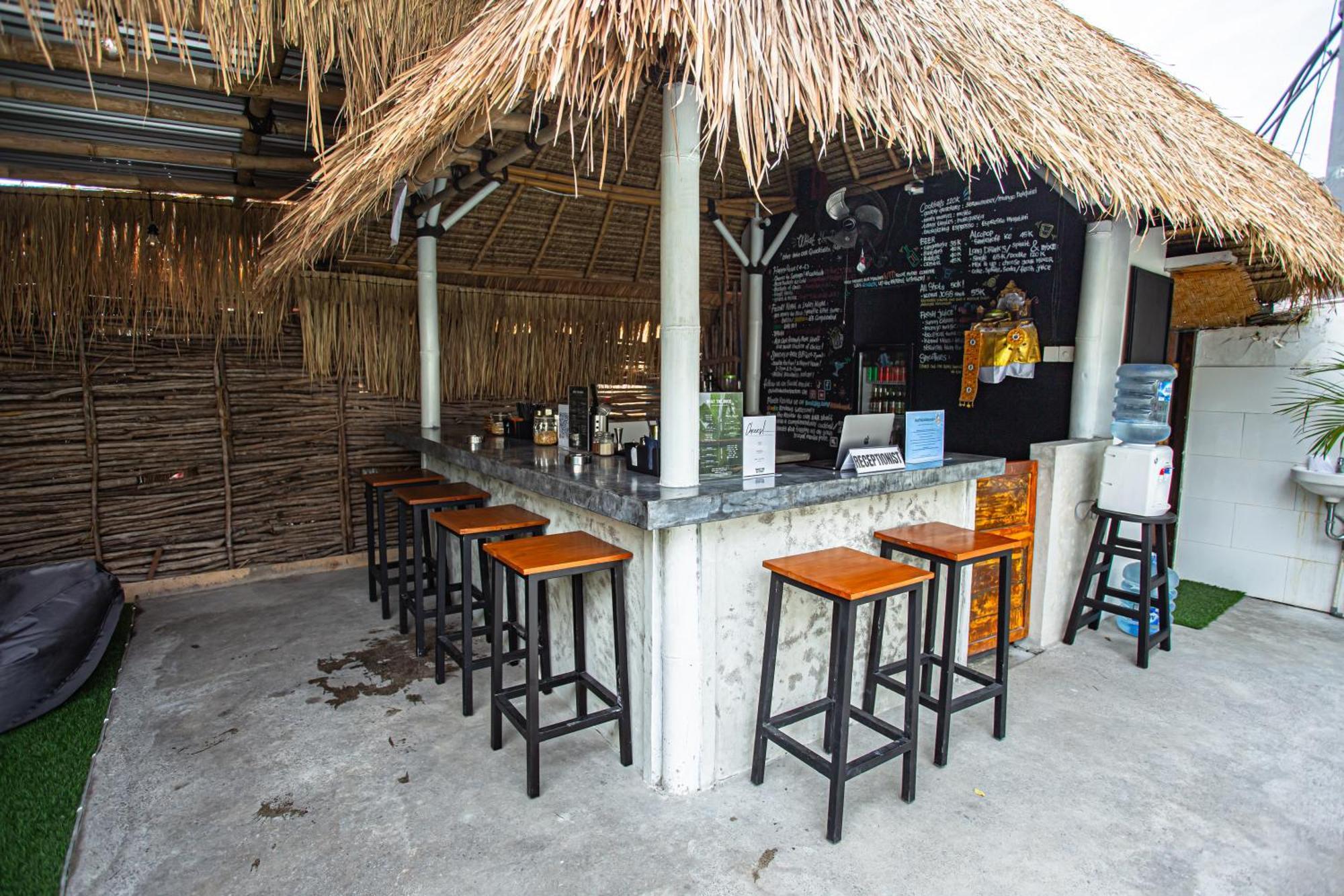 What The Duck Backpackers Canggu Zewnętrze zdjęcie