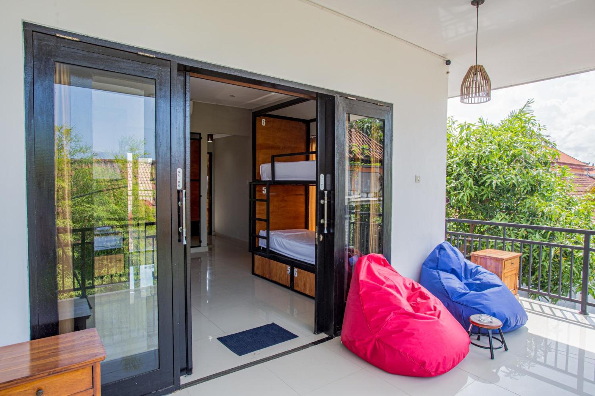 What The Duck Backpackers Canggu Zewnętrze zdjęcie